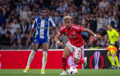 Hòa Porto, Nottingham rộng cửa vào bán kết Europa League