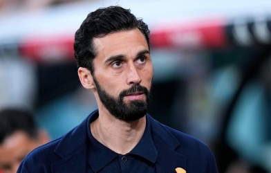 Chia tay Champions League, Real ra phán quyết với HLV Arbeloa