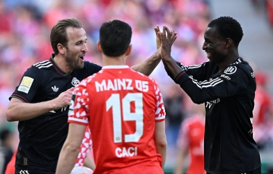 Ngược dòng 7 bàn, Bayern sẵn sàng đại chiến PSG tại Champions League