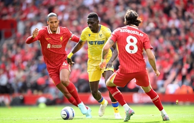 Trực tiếp Liverpool vs Crystal Palace, 21h00 hôm nay 25/4