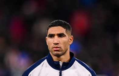 PSG lo sốt vó vì Hakimi