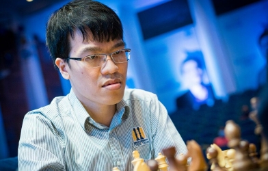 Xuất sắc đánh bại Navara, Quang Liêm hiên ngang vào bán kết Charity Cup 2022