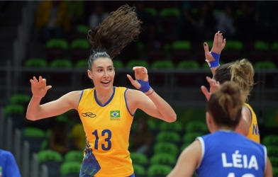 Huyền thoại bóng chuyền nữ Brazil chính thức giã từ sự nghiệp ở tuổi 38