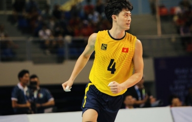 Quản Trọng Nghĩa 'quay xe' tiếp tục thi đấu cho Tràng An Ninh Bình