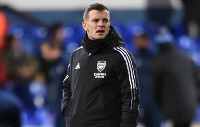 Ngôi sao “không bao giờ lớn” của Arsenal muốn làm huấn luyện viên