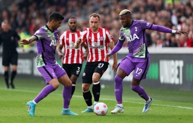 Tottenham rơi khỏi top 4 sau trận hòa đáng thất vọng