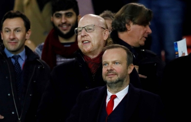 Nhà Glazer ra giá bán đứt Man United hậu Super League