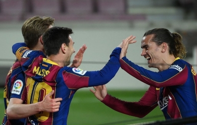 Messi tỏa sáng rực rỡ, Barca đại thắng trong trận cầu 7 bàn