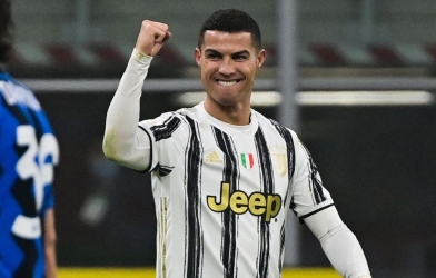 Rời Juventus, Ronaldo đạt thỏa thuận hợp đồng với bến đỗ tiếp theo