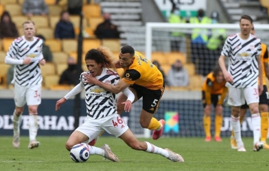 ‘Sao mai’ ăn tập tại Việt Nam có lần đầu ra sân tại Ngoại hạng Anh