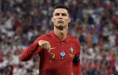 Ronaldo là cây săn bàn xuất sắc nhất lịch sử bóng đá thế giới