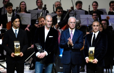 Chia tay Trung Quốc, 'Quả bóng vàng 2006' có bến đỗ mới tại Vòng loại World Cup 2022