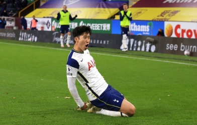 Son Heung-min ghi bàn ấn tượng giúp Tottenham đánh bại Burnley