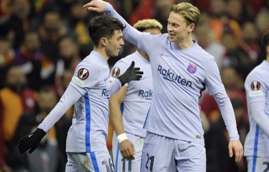 Barca vào tứ kết Europa League