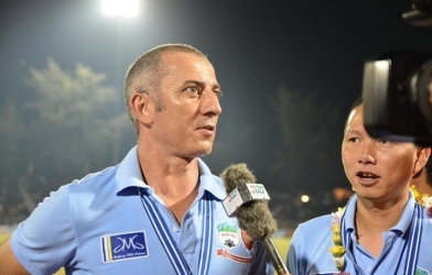 Tướng tài của bầu Đức 4 lần liên tiếp dính dớp 'vua về nhì'