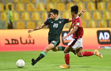 HLV UAE cảnh báo học trò trước trận gặp Việt Nam