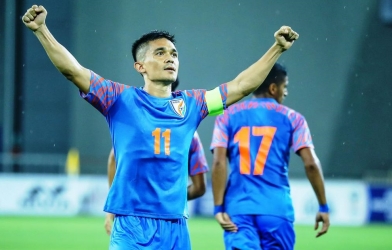 Sao châu Á chính thức vượt Messi, chỉ xếp sau Ronaldo