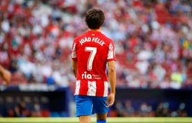 VIDEO: Atletico hòa bạc nhược với chiếc thẻ đỏ của Felix