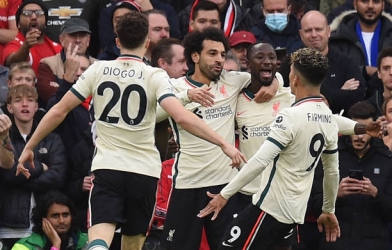 Kết quả bóng đá hôm nay 25/10: Liverpool đè bẹp MU