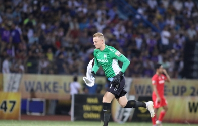 Bị HAGL 'ruồng bỏ', cầu thủ châu Âu nghỉ luôn bóng đá