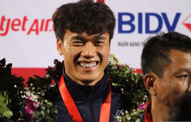 'Siêu cò' nói gì về khả năng xuất ngoại của Bùi Tiến Dũng?