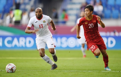 Phan Văn Đức từ chối hợp đồng 'siêu khủng' để ở lại SLNA