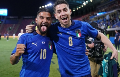 Italia 'bóp ngẹt' Thụy Sĩ, khẳng định là ứng cử viên vô địch hàng đầu!