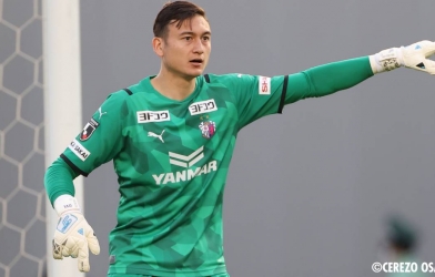 Văn Lâm bị 'lãng quên', Cerezo Osaka thắng nhọc đội bóng cửa dưới'