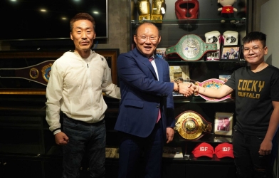 'Phiên bản khác của HLV Park Hang Seo' giúp Việt Nam lần đầu đứng trên đỉnh thế giới?