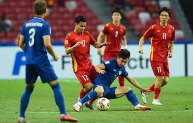 Việt Nam thua 0-2 Thái Lan ở bán kết lượt đi AFF Cup
