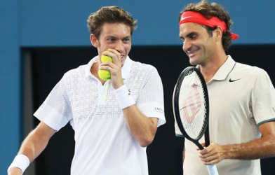 Roger Federer tốc hành vào tứ kết Brisbane International 2014