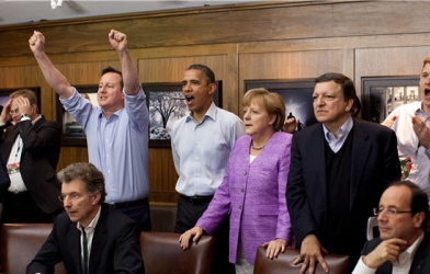 Thủ tướng Đức Angela Merkel bị tai nạn trong khi trượt tuyết