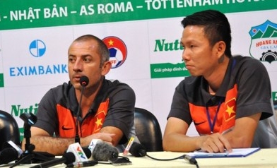 HLV Guillaume: Mục tiêu của U19 Việt Nam là VCK U19 châu Á 2014