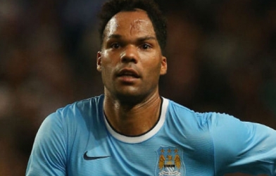 Man City không cho Lescott ra đi