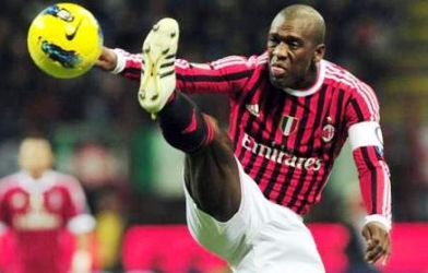 Seedorf sẽ thay Allegri dẫn dắt AC Milan