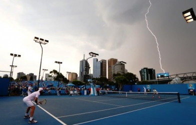 Australia Open 2014: Bắt người tổ chức cá độ ngay trên sân