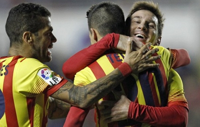 Levante 1-4 Barca: Show diễn của Messi-Tello
