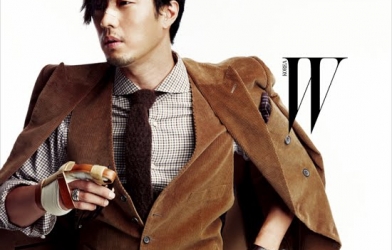 “Biến” chàng thành tài tử Hàn Quốc nhờ bộ vest Sara Korea