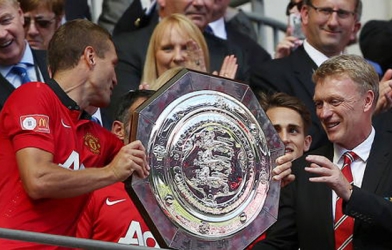 Moyes đồng tình với quyết định ra đi của Vidic