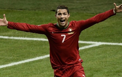 Bồ Đào Nha lọt vào top 4 FIFA: Công lớn của Ronaldo