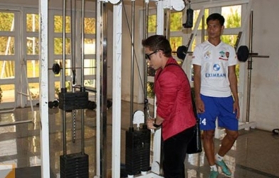 Phạm Văn Mách chê phòng tập thể lực U19 VN