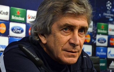 HLV Pellegrini bị cấm chỉ đạo trận Man City tái đấu Barca