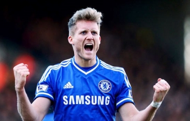 Sau vòng 28 Ngoại hạng Anh: Chelsea bứt phá