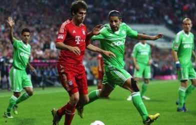 Wolfsburg vs Bayern Munich: Vào hang bắt 'Sói'