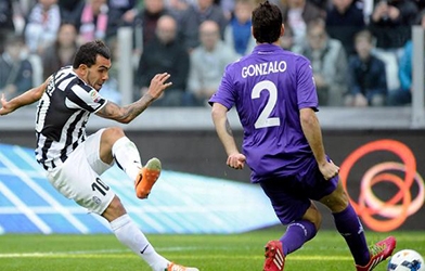 Carlos Tevez lỡ trận gặp Fiorentina