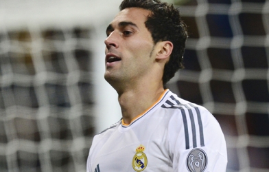 Nóng: Real Madrid mất Arbeloa đến hết mùa