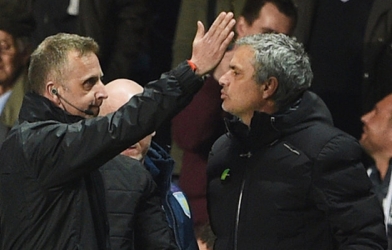FA chính thức vào cuộc, Mourinho sợ ‘xanh mặt’