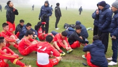 U19 Việt Nam rời nước Anh sang Bỉ tập huấn tiếp