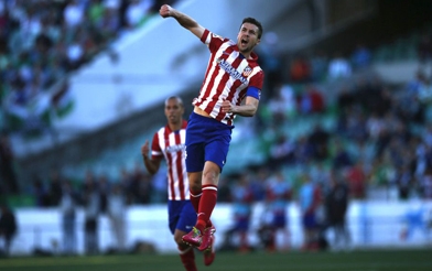 Gabi và Costa giúp Atletico Madrid leo lên ngôi đầu bảng La Liga