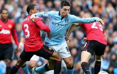 Man Utd vs Man City: Chủ nhà khó đòi nợ